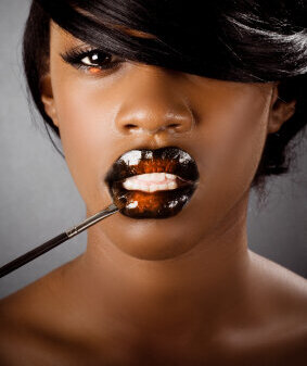 Thick or Thin Lips? Here's How to Master Your Makeup