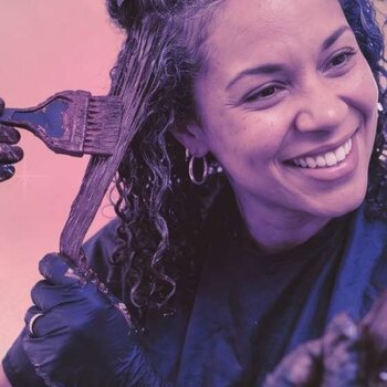 Gray Hair on Afro-Textured Hair: Natural Alternatives to Chemical Dyes