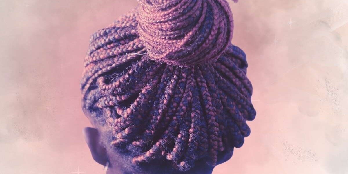 How to Refresh Your Braids or Locs Without Washing