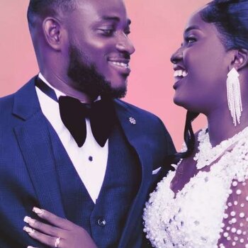 How to Book an Afro Hairstylist for Your Special Event
