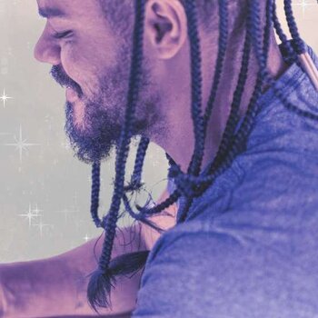 What Services Do Mobile Natural Hair Stylists Offer?