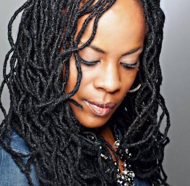 Faux Locs: How to Take the Plunge?