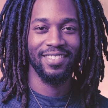 The Best Products to Moisturize Your Locs Without Residue: Silk Protein, Serums, and Lightweight Sprays